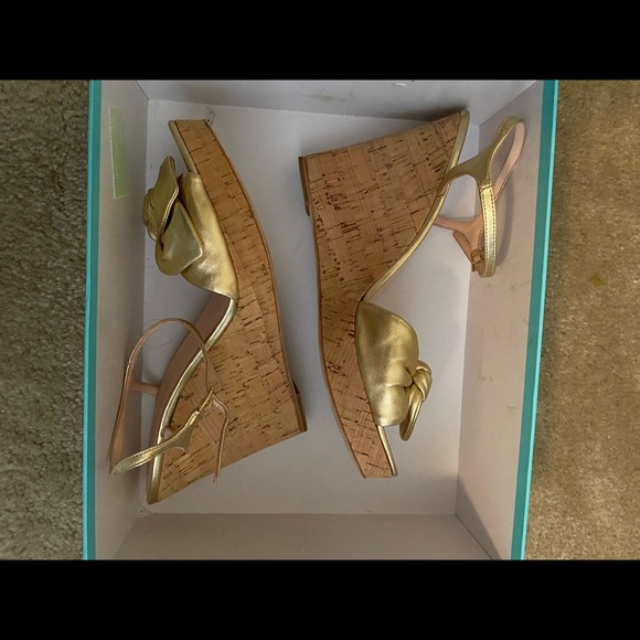 Kate Spade Janae gold metallic sheep Napa size 10 - Picture 3 of 5